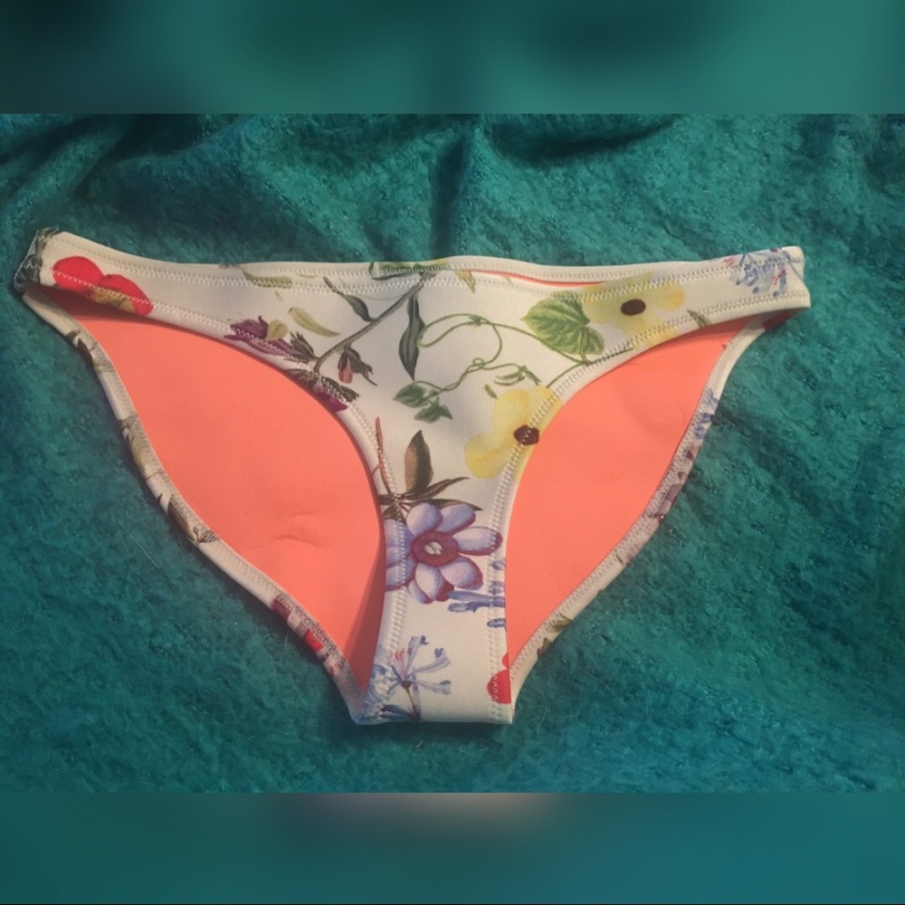 Triangl bikini bottom